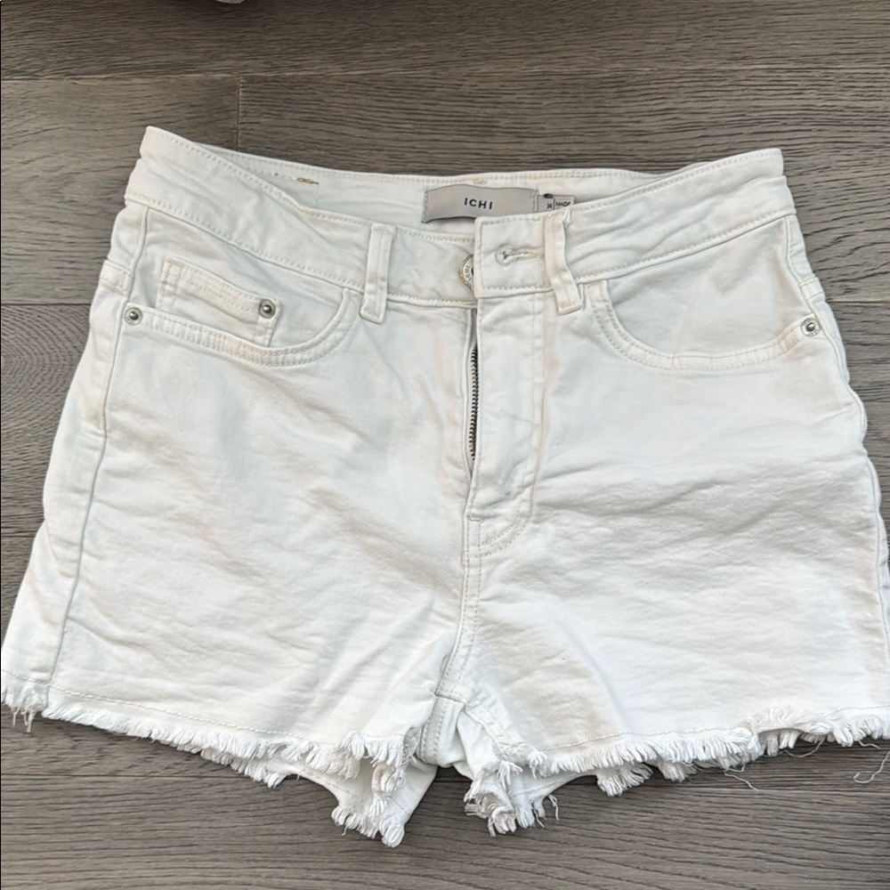 White Jean Shorts with Distressed Frayed Hem